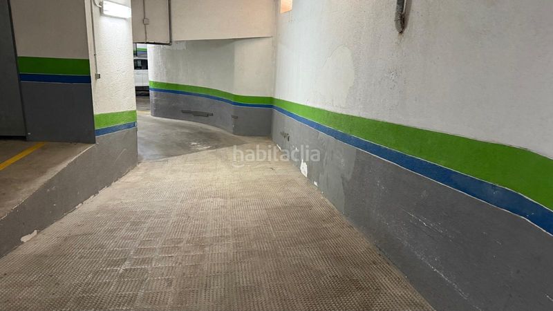 Foto 96589bce-8b73-4797-83fb-04bd6a2edda2. Aparcament cotxe a Meliana