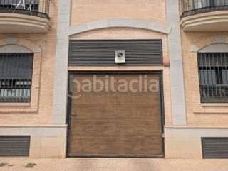 Foto b8d92842-37d6-4fde-9d22-1d6019d13ed4. Aparcament cotxe a Meliana