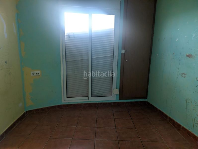 Foto b91d3a4e-cd93-4b9f-82b0-38094ac2f257. Maison jumelée avec parking dans Benimuslem