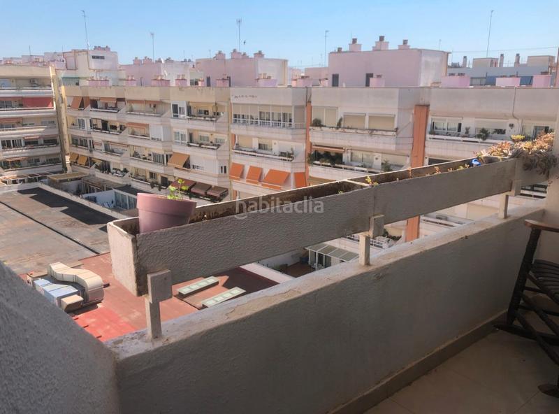 Foto edc5bca9-9565-4532-bd68-aefaca44a4b6. Alquiler piso ¡se alquilan 2 habitaciones en amplio piso compartido en Trinitat – ideal para estudiantes! en Valencia