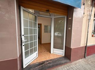 Lloguer Local Comercial  Carrer del comte de lumiares. ¡excelente oportunidad de alquiler en una ubicación inmejorable!
