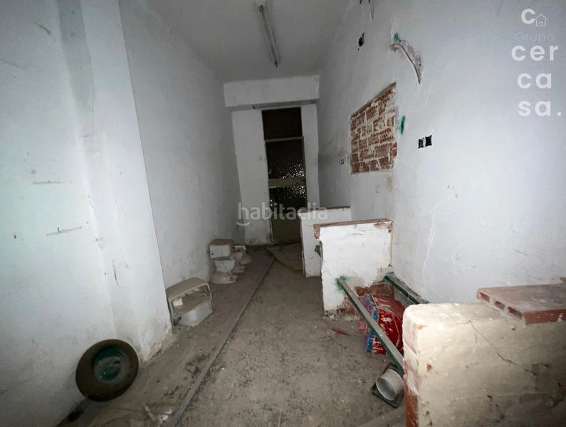 Foto 551bbd84-55d3-4cc0-bf7b-9f94d0cd0511. Local comercial a Torrefiel Valencia