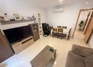 Appartement  Carrer del comte de torrefiel. ¡oportunidad! vivienda reformada de 91 m² con 3 dormitorios