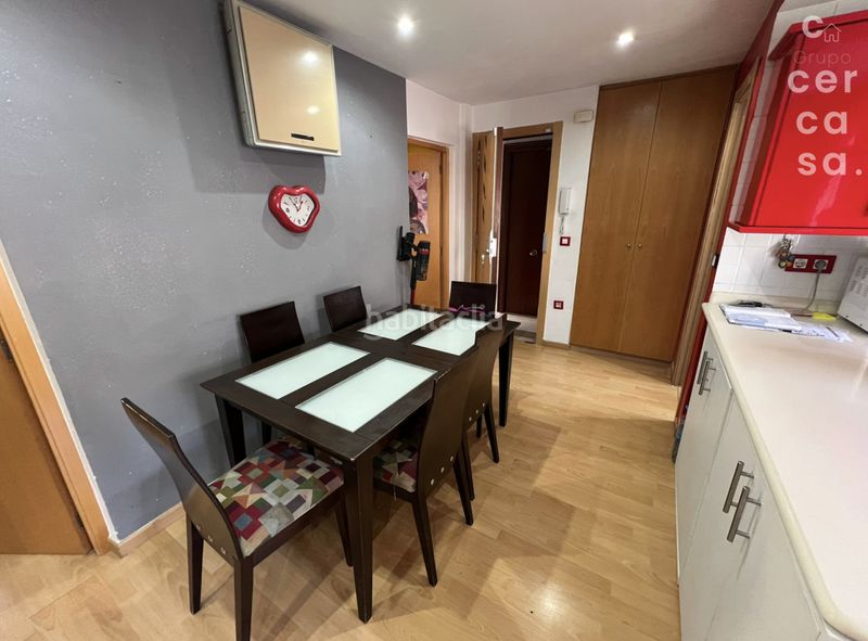 Foto 85ef40c8-df2f-422a-9b63-8fb0bb0a5576. Pis a Torrefiel Valencia