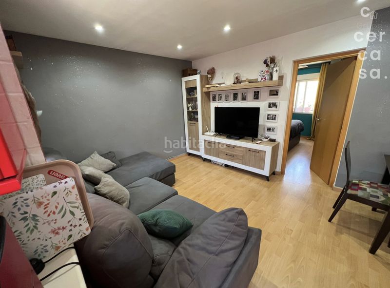 Foto f3f6842d-25d0-4412-baea-0e68a7c824b1. Pis a Torrefiel Valencia