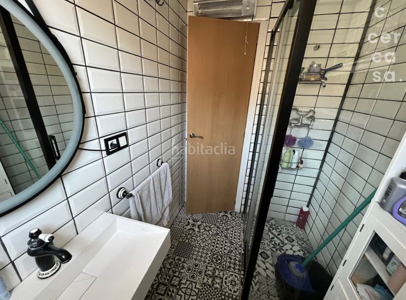 Foto fa7798de-b69a-4989-9b3a-e718fa0f6b9b. Pis a Torrefiel Valencia