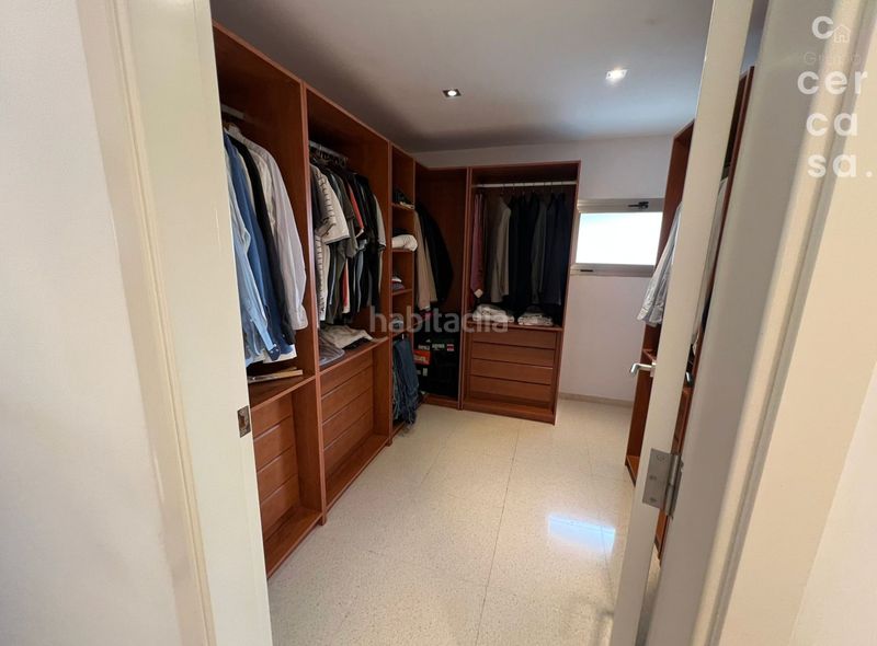 Foto 8d77b8fe-4302-4cea-9560-7b8f00632427. Xalet amb aparcament piscina a Godella