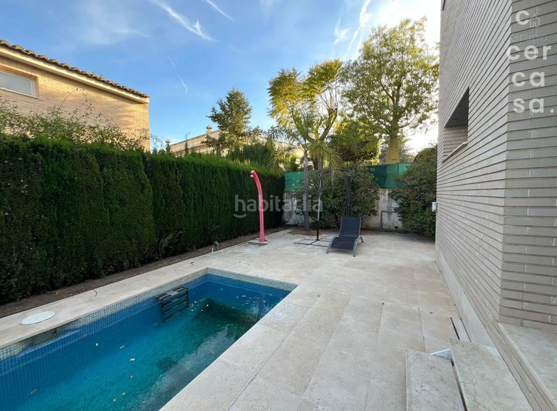 Foto a711ff62-ac9a-4351-8a54-f7e0a072028c. Xalet amb aparcament piscina a Godella