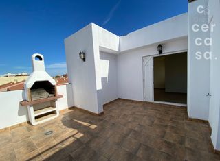 Semi detached house  Carrer doctor barraquer. Adosado reformado de 4 habitaciones, terraza y garaje en taverne