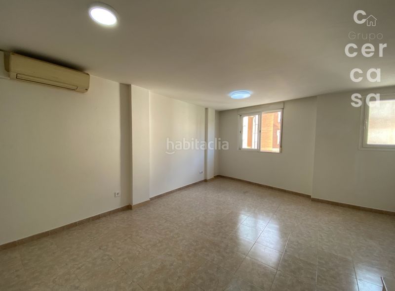 Foto ee3c35d6-8cea-4d98-aaf6-8d10cc77fa23. Casa adossada amb aparcament a Tavernes Blanques