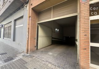 Posto moto in Avinguda de la Constitució