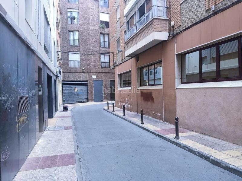Foto a9d57b9f-0ccd-4a65-bf8f-50bdfdd0b162. Location local commercial dans calle calle gavacha 6 dans Murcia