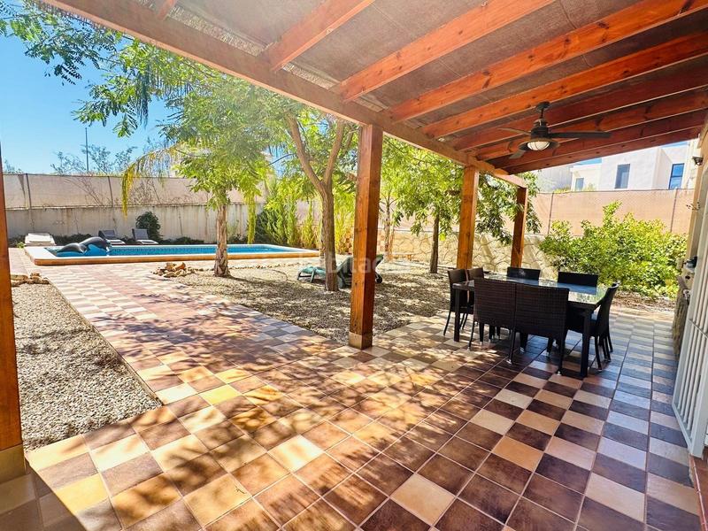 Foto a4031d0a-9e21-4fef-afbf-f5e101639ab5. Chalet avec chauffage parking piscine dans Torres de Cotillas (Las)