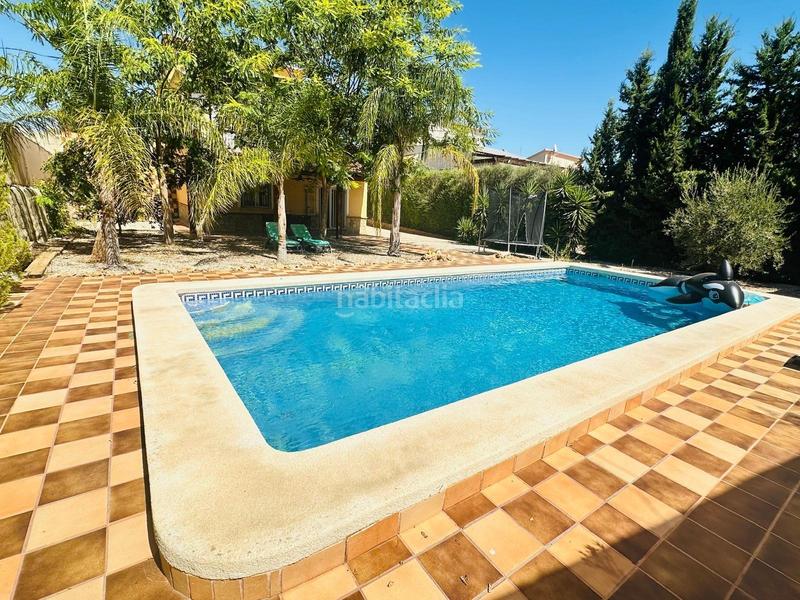 Foto ec29f5c6-efa7-4ad2-94e4-aff95a7f1d9d. Chalet avec chauffage parking piscine dans Torres de Cotillas (Las)