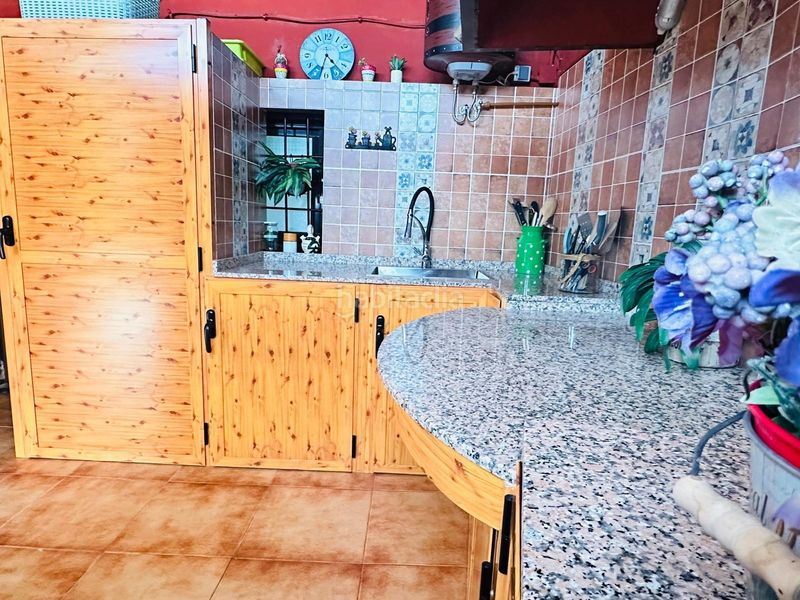 Foto 99fa9fae-15d7-4175-ab24-4af2c309bd9c. Chalet avec chauffage parking piscine dans Ulea