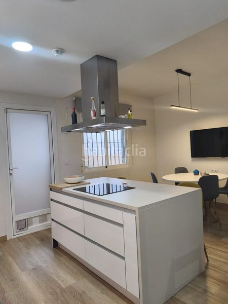 Foto 1cce5af9-75ad-4e70-b434-679416da9d86. Dúplex amb aparcament a Ceutí