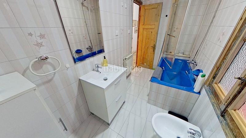 Foto fa660b8f-6fb2-4f89-b6b9-3a5c248ee570. Piso en calle linares rivas 10 piso con encanto en el Centro de gijon lado puerto deportivo en Gijón
