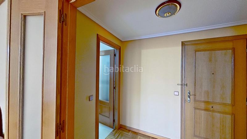 Foto 42b1cd86-f75d-47dc-bbb5-bc49884c9208. Appartamento con riscaldamento parcheggio in Huca - La Cadellada Oviedo