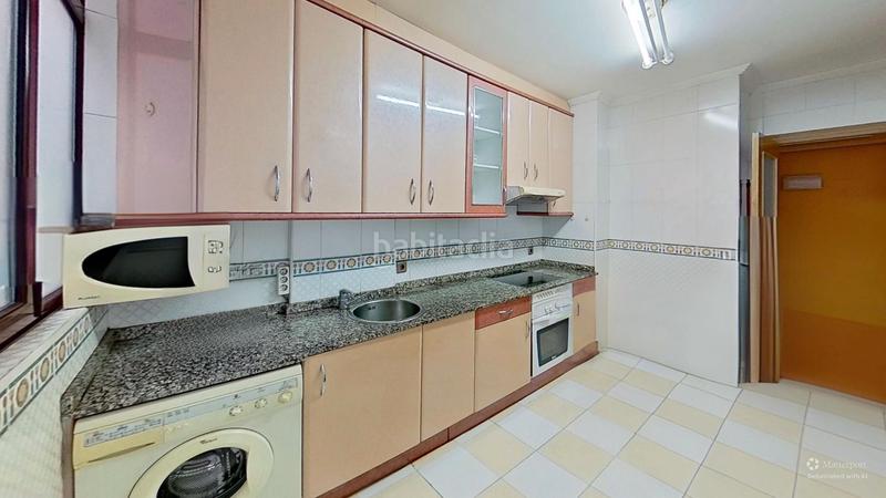 Foto 647574f1-61fc-401c-b45d-a78bd8e0d928. Appartamento con riscaldamento parcheggio in Huca - La Cadellada Oviedo