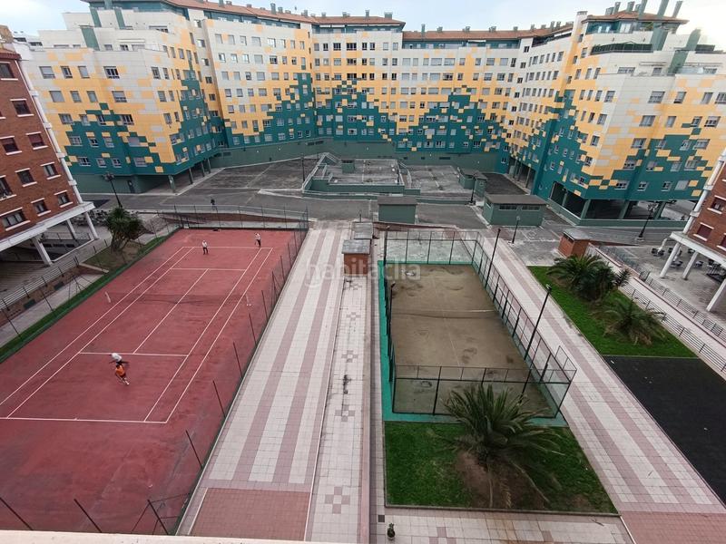 Foto d3d38fbd-7955-472f-b3fe-96203f8c697f. Appartamento con riscaldamento parcheggio in Huca - La Cadellada Oviedo