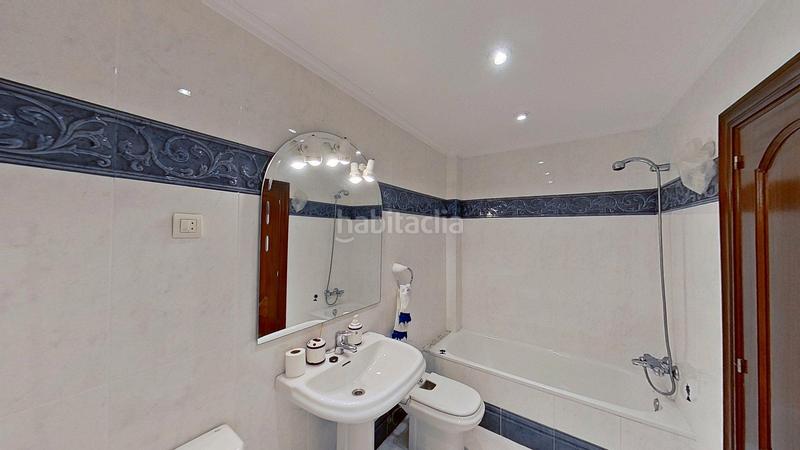 Foto 64dbbde3-101b-4e83-84bd-ad6c6bdf8e24. Pis amb calefacció a Centro Gijón