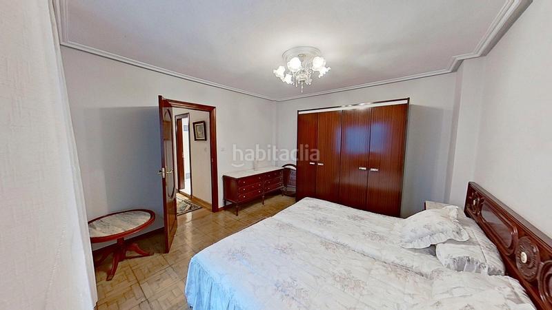 Foto 9f10be1a-b782-4142-bb9c-b03e1f6219c4. Pis amb calefacció a Centro Gijón