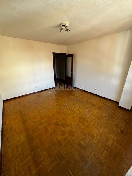 Foto 5152ff7e-b0f3-4a4f-8684-bcd5eab4d6e6. Pis amb calefacció a Llano Gijón