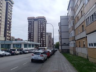 Flat  Calle severo ochoa. Piso para reformar con ascensor y altura