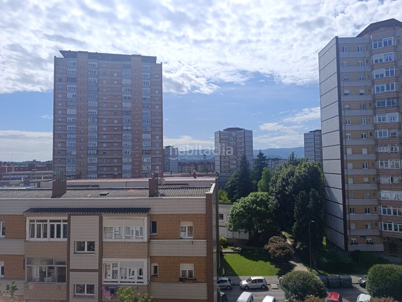 Foto fe96a0d2-48a1-4e69-a7d3-52cdf2366caa. Pis amb calefacció a Pumarín Gijón