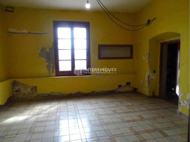 Foto 32c6ef3b-02de-4158-b3c6-a9ce7aacc056. Casa con parcheggio in Cabrils