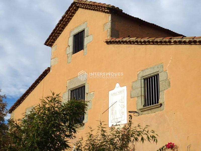 Foto 38881075-37ed-403d-aca7-78dccbc965a3. Casa con parcheggio in Cabrils