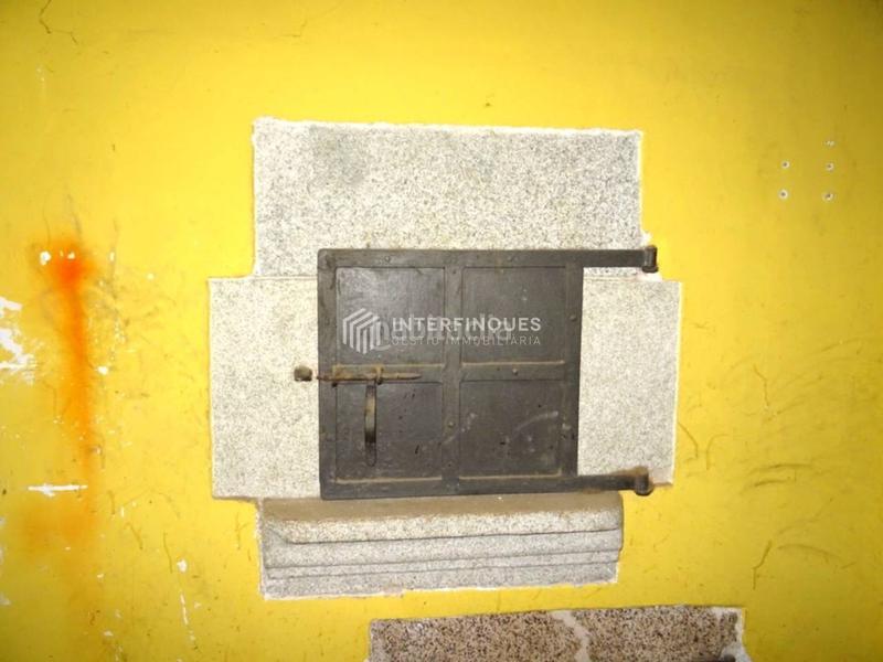 Foto 53aa9545-fe21-454e-bd0f-e9e3f15752d4. Casa con parcheggio in Cabrils