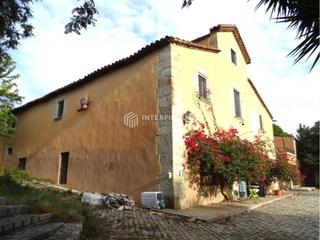 House  Cami de mataro. Masia en venta