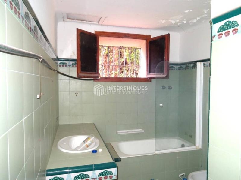 Foto 8533dc2c-1f25-4c45-bdaa-9adbe572cdbe. Casa con parcheggio in Cabrils