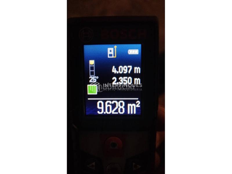 Foto 2814224a-f17b-4430-9d1a-fb8a09362111. Autoparkplatz in Centre Badalona