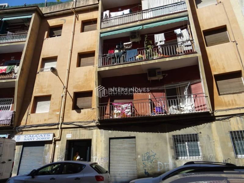Foto 200ff271-25f4-4a4d-be24-e5a2c8eeeae2. Attique dans Sant Crist Badalona