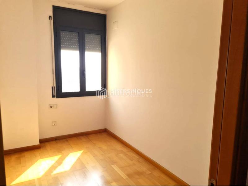 Foto 0a862b5c-b381-445e-a226-e5c80937272e. Flat with heating parking in Centre Badalona