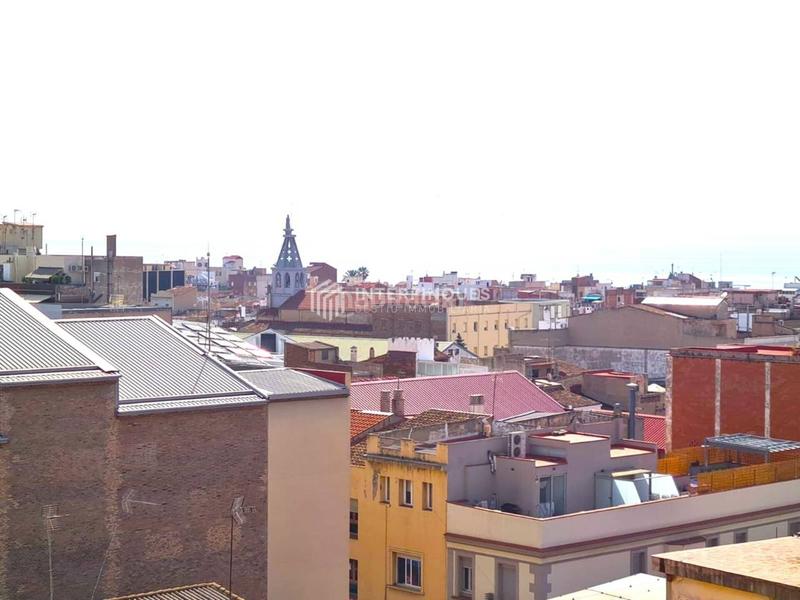 Foto 70e10dd2-b448-4f7c-908d-ba2437b96ce3. Flat with heating parking in Centre Badalona