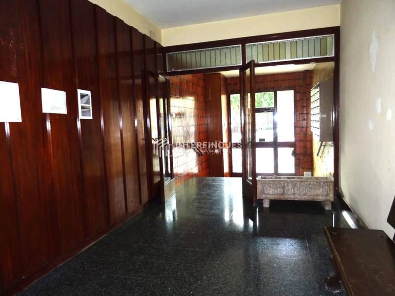 Foto 9708810f-e104-4961-ab73-8c6ee89e96b1. Etagenwohnung in Sant Crist Badalona