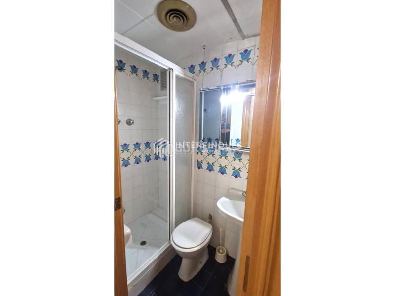 Foto 2f830224-f2c9-4b8b-95a1-15f63aa6d17b. Flat with heating in Baix Guinardó Barcelona