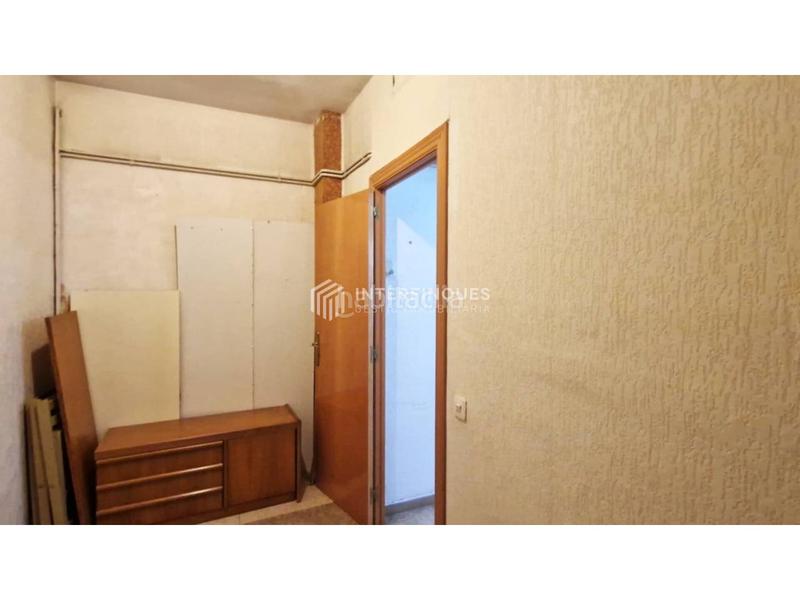 Foto 2fe5a671-bc53-470a-b66c-f837cf361d20. Flat with heating in Baix Guinardó Barcelona