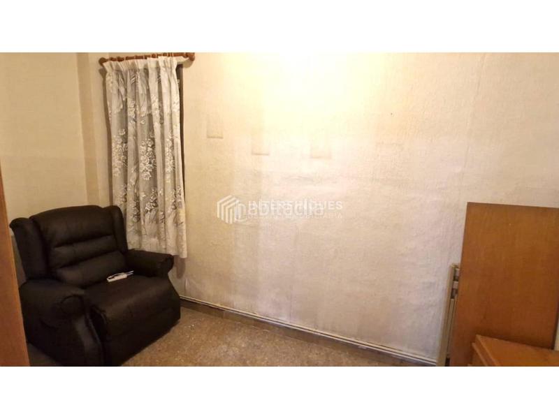 Foto a4cb282e-dcfd-41f0-b423-965d8c9d5ef2. Flat with heating in Baix Guinardó Barcelona