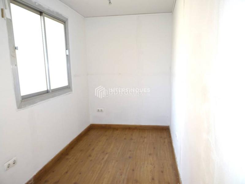 Foto 4b584c42-063f-486e-94c3-53f93987d99d. Casa a Centre Badalona