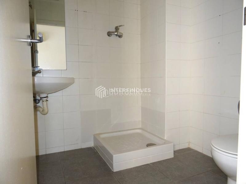 Foto 5069c8a8-b527-4d34-acef-dba15f3121d8. Casa a Centre Badalona