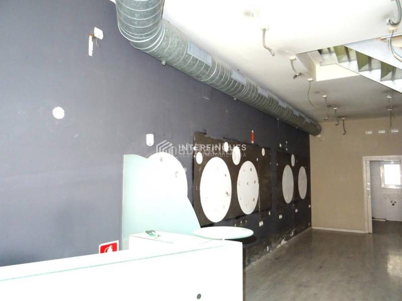 Foto a9e26e99-519f-46c6-a7f1-28f47948cad4. Casa a Centre Badalona