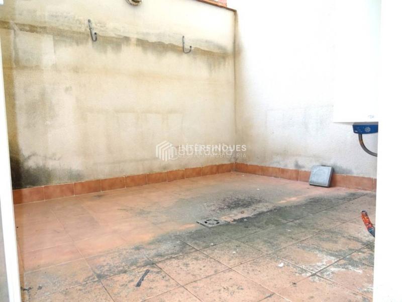 Foto ac631a95-d1ea-44da-b6e1-9f73f0cb8cf7. Casa a Centre Badalona