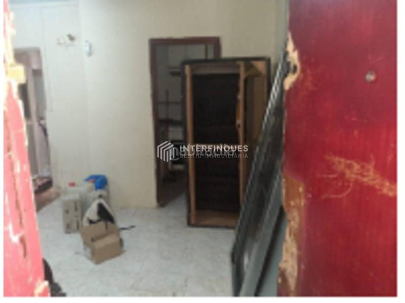 Foto c06f85af-74aa-4d7a-841e-1691307bf764. Pis a Lloreda Badalona