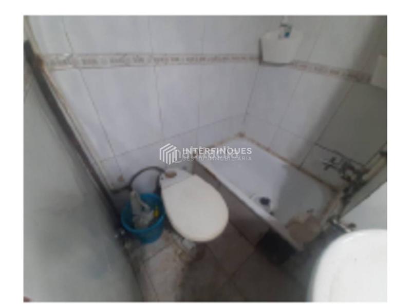 Foto e914fb50-8dc3-400e-801f-06ff3b3390c2. Pis a Lloreda Badalona