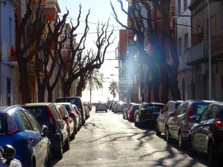Affitto Posto auto  Santiago russinyol. Garaje en alquiler en casagemes