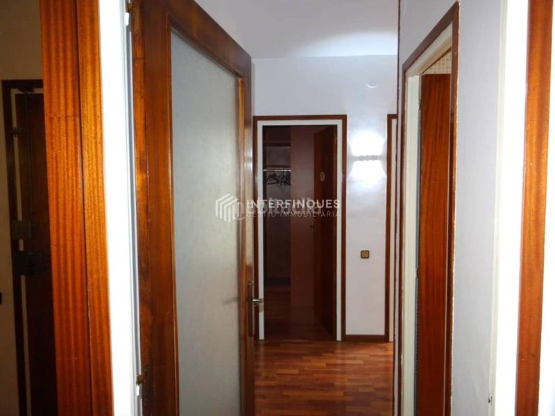 Foto 2967e56f-a1c4-4f26-862d-0815e99d9a69. Flat with heating in Centre Badalona